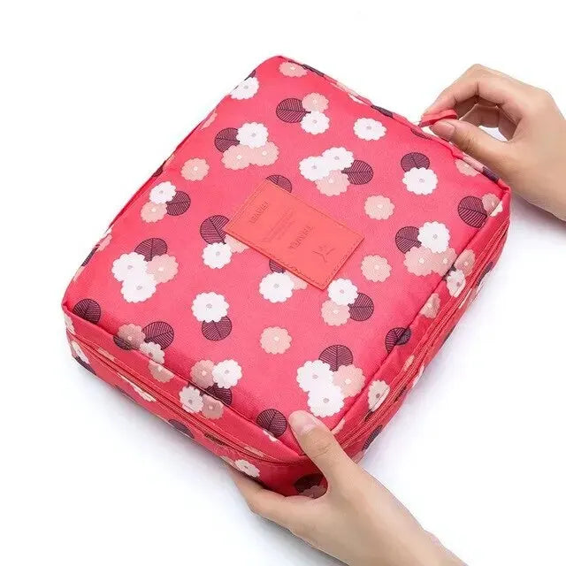 Portable Travel Makeup Bag - LuxeGlooms