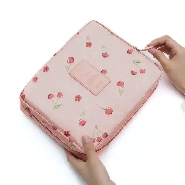 Portable Travel Makeup Bag - LuxeGlooms